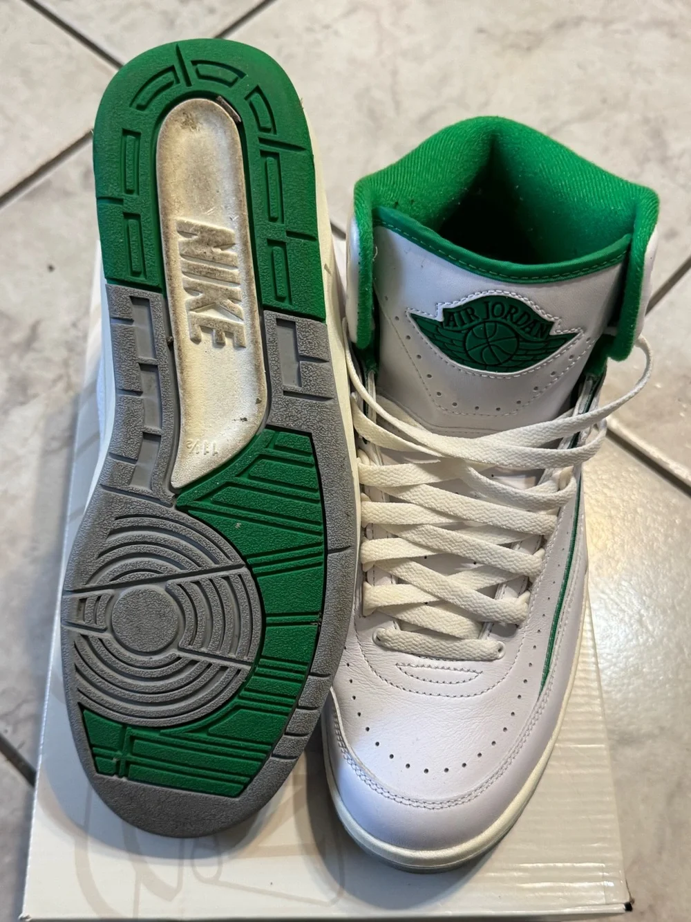 Air Jordan 2s White & Green High Top Sneakers (Lucky 2s 🍀)